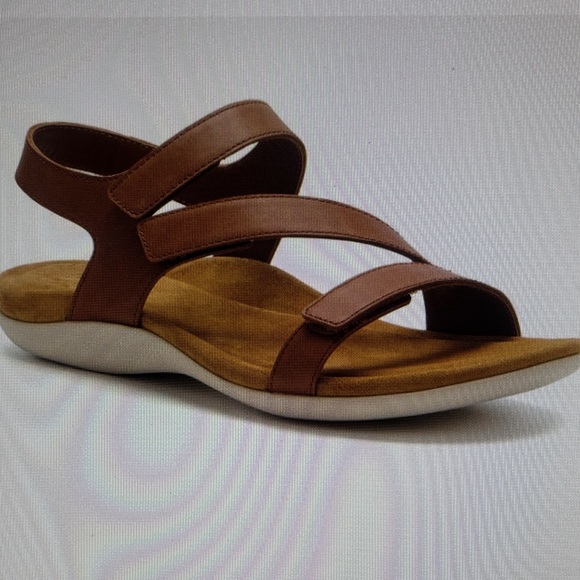 Abeo Shoes - NWB Abeo Women’s Oasis Sandal.   Metatarsal Carmel.   6.5